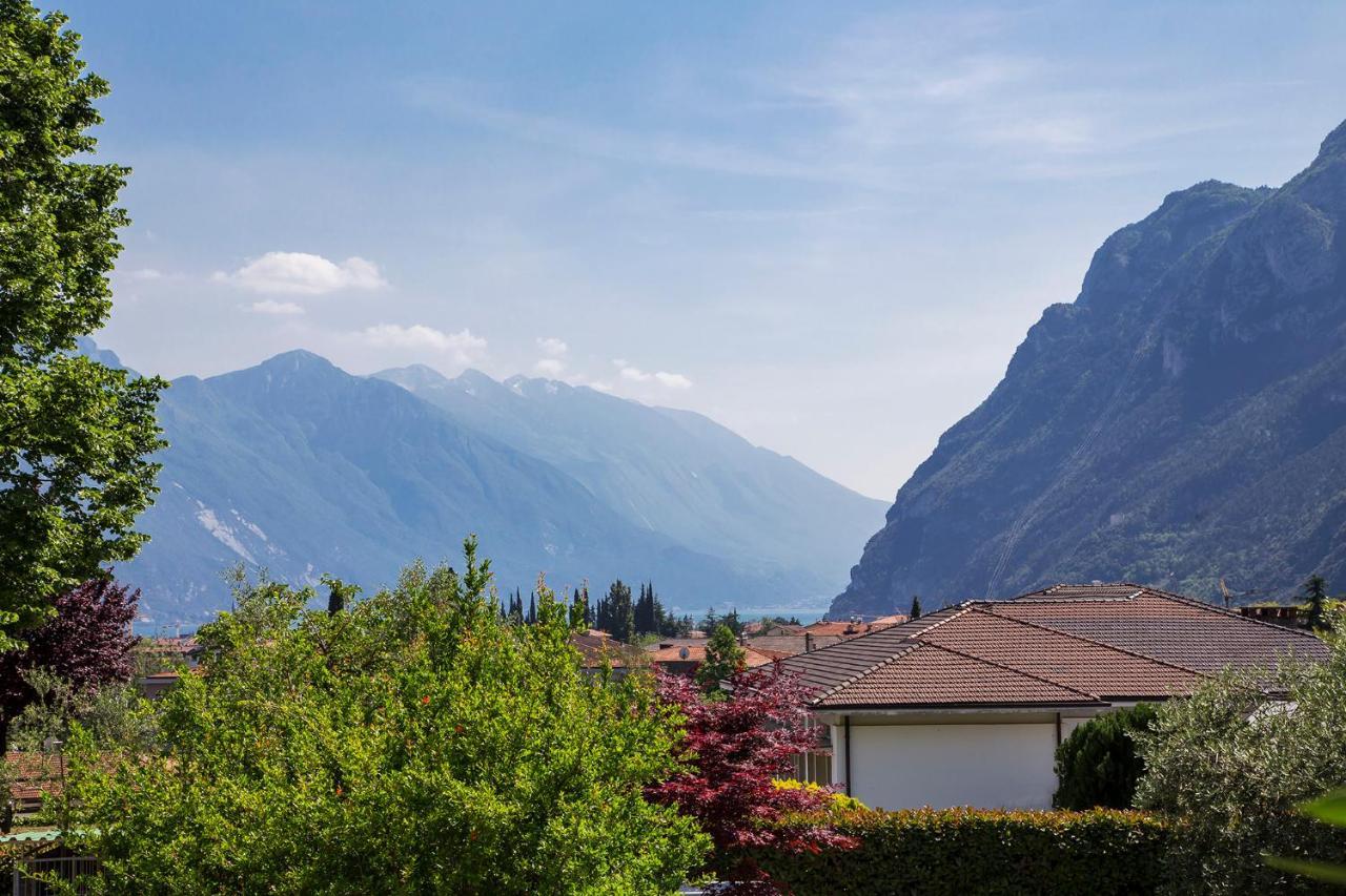 Love Garda Lake Riva del Garda Exterior foto